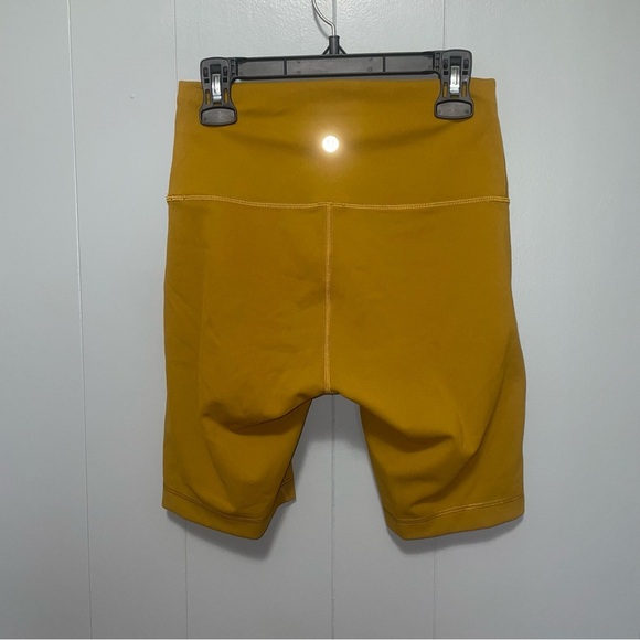 Lululemon Wunder Train High Rise Shorts 8" Gold Spice Size 6 - Picture 2 of 9